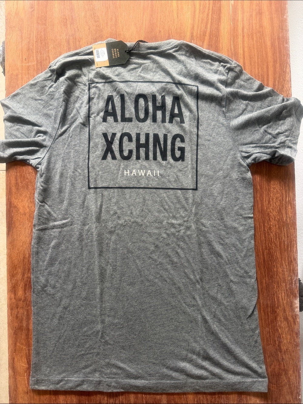 Aloha XCHNG Hawaii Men's Grey Graphic Short Sleeve Tee